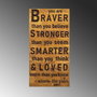 Wallity Braver Stronger Smarter Loved Escultura de pared de madera Nogal y negro
